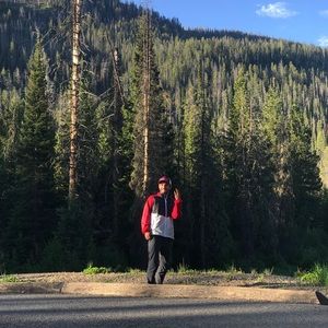 Meet your Posher, Adam